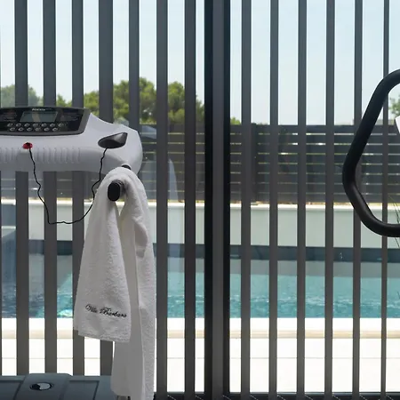 Barbara فيلة باكوشتاني